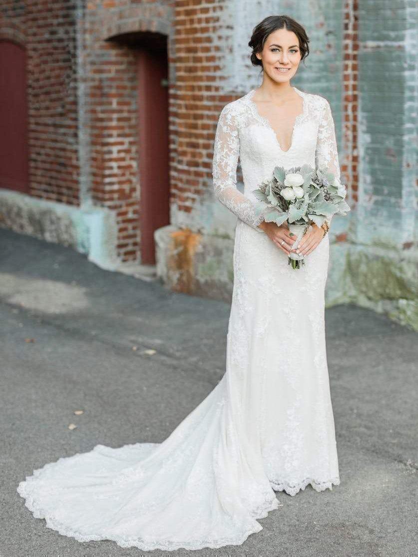 Long Sleeve Lace Sheath Wedding Dress