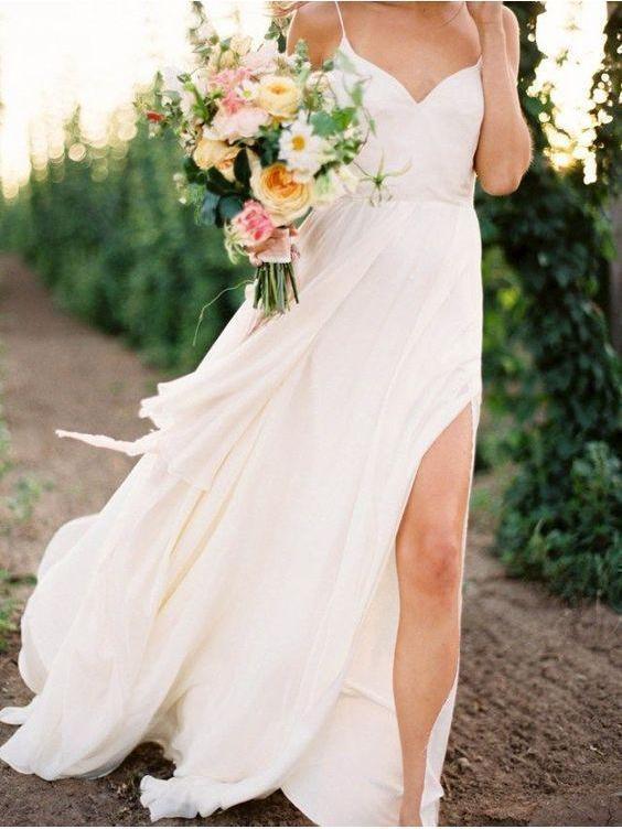 White flowy hotsell bridesmaid dresses